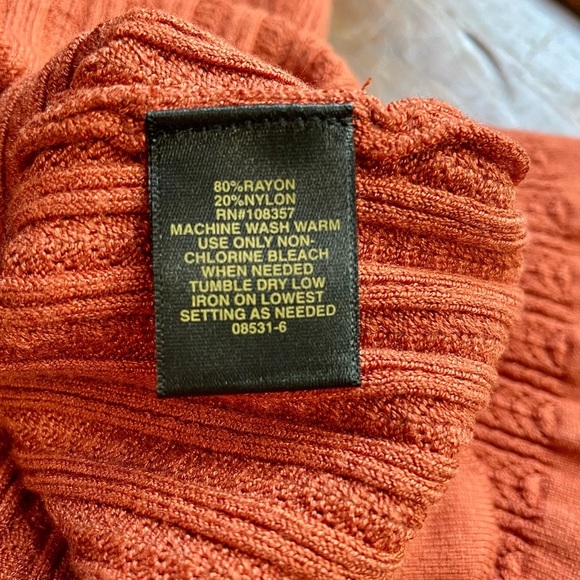 Ryegrass Rust Scalloped Top Size XL - Picture 7 of 7